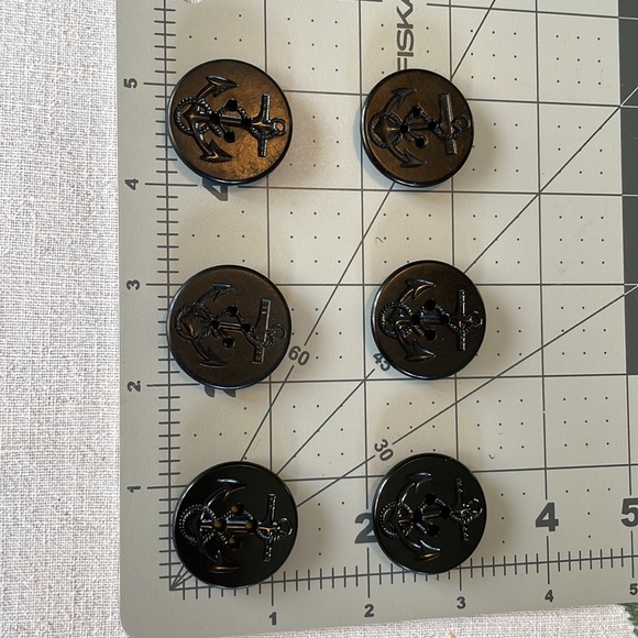 6 black pea coat/anchor buttons, black - Picture 4 of 6